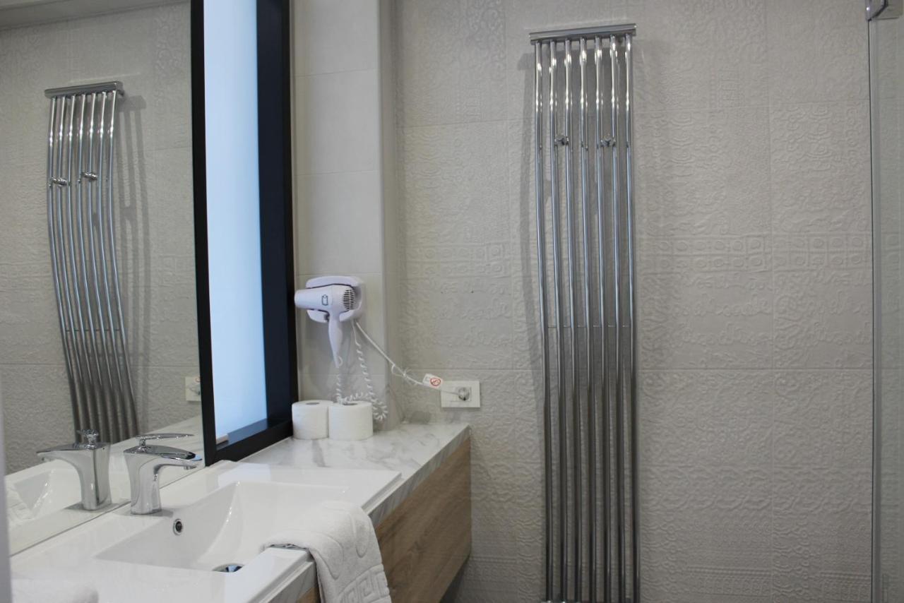 Hotel Merops Meszaros Szekszárd 外观 照片